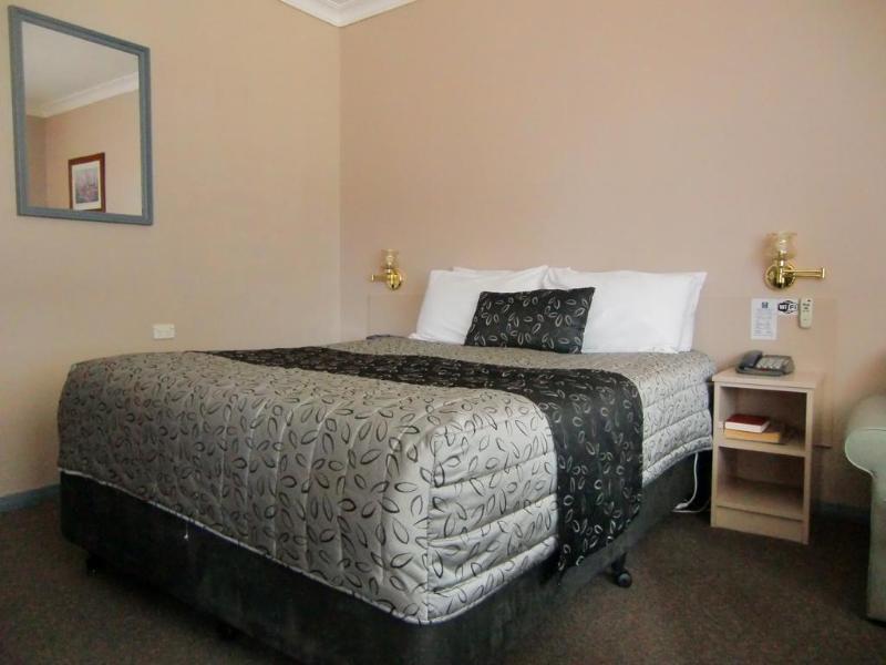 Castle Motel Bairnsdale Eksteriør bilde